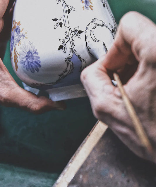 NEUZIERAT: Das blümerante Lieblingsservice Friedrichs des Großen